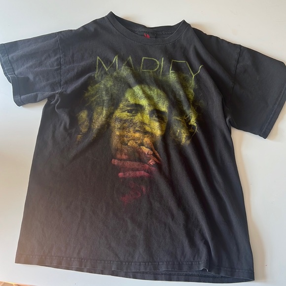 Oversized Bob Marley Tee Shirt - Picture 1 of 2